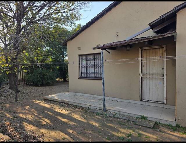 4 BEDROOM HOUSE FOR SALE IN NORKEM PARK